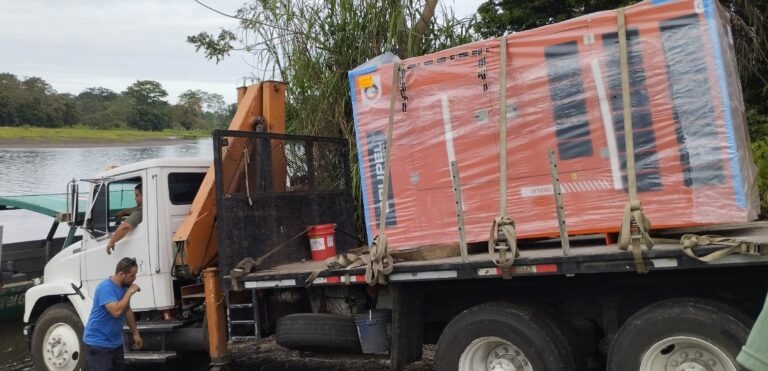 Grupo gerador Grupel 208kVA para o Tortuga Lodge, Costa Rica
